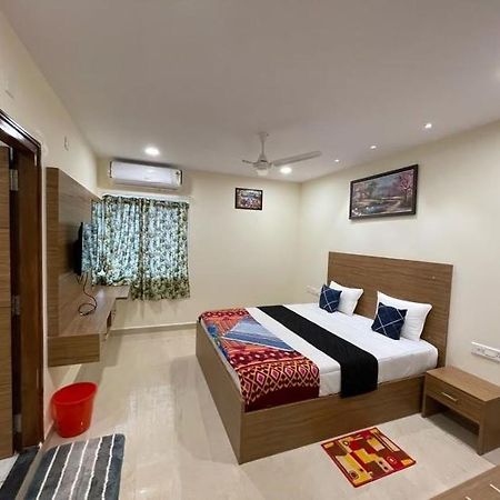 Hotel Srilakshmitulasiresidency Tirupati Exterior foto